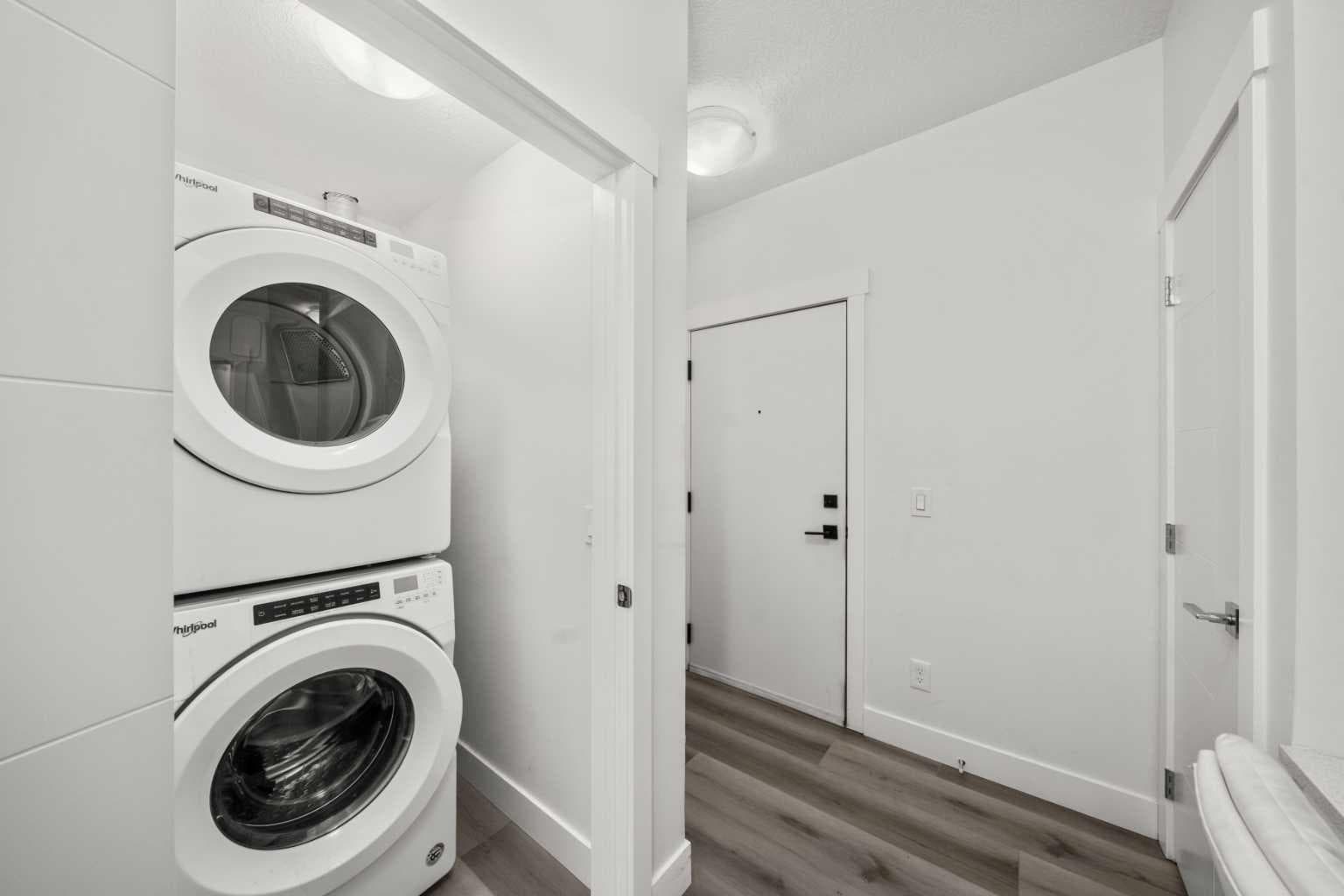 305, 19661 40 Street SE