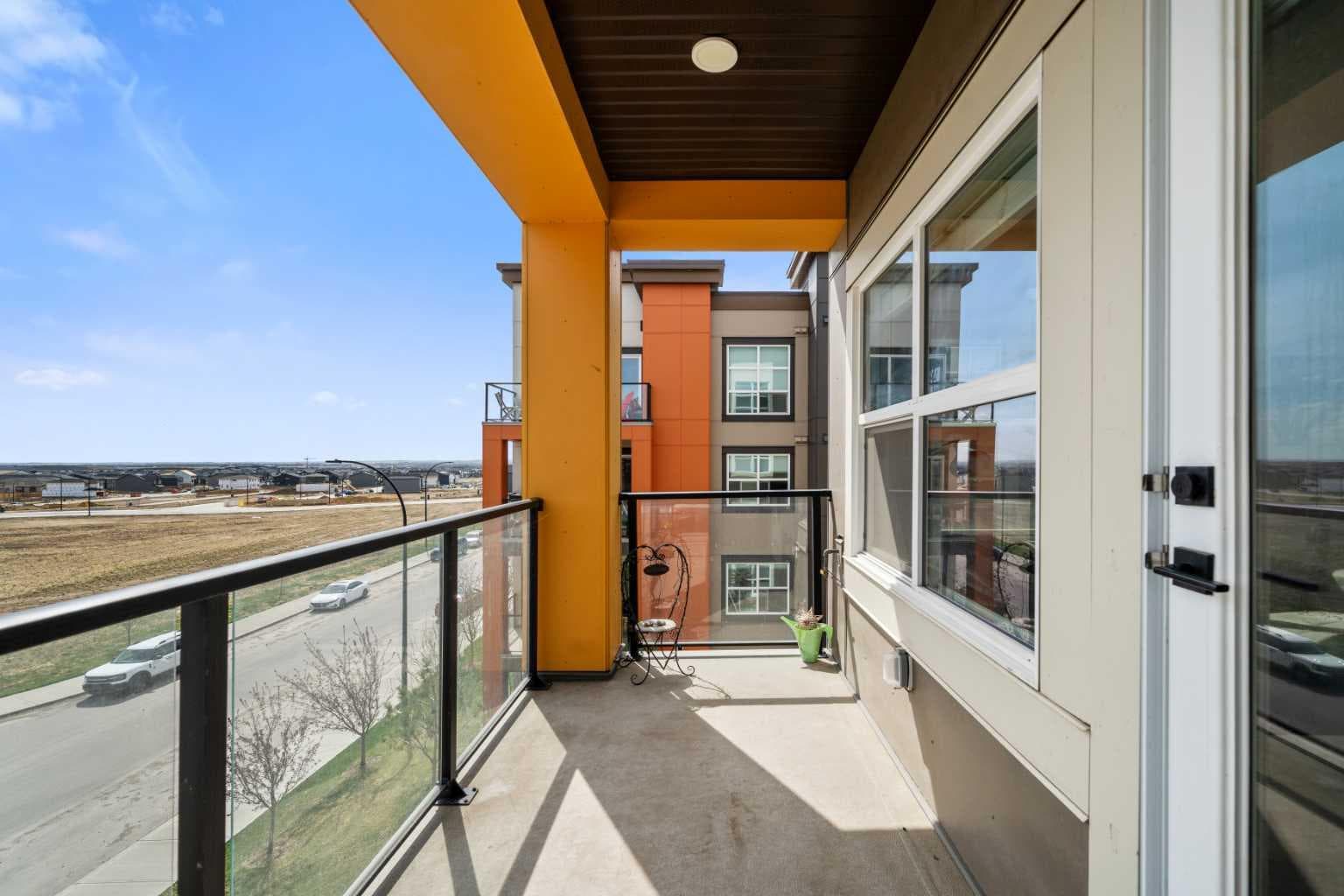 305, 19661 40 Street SE