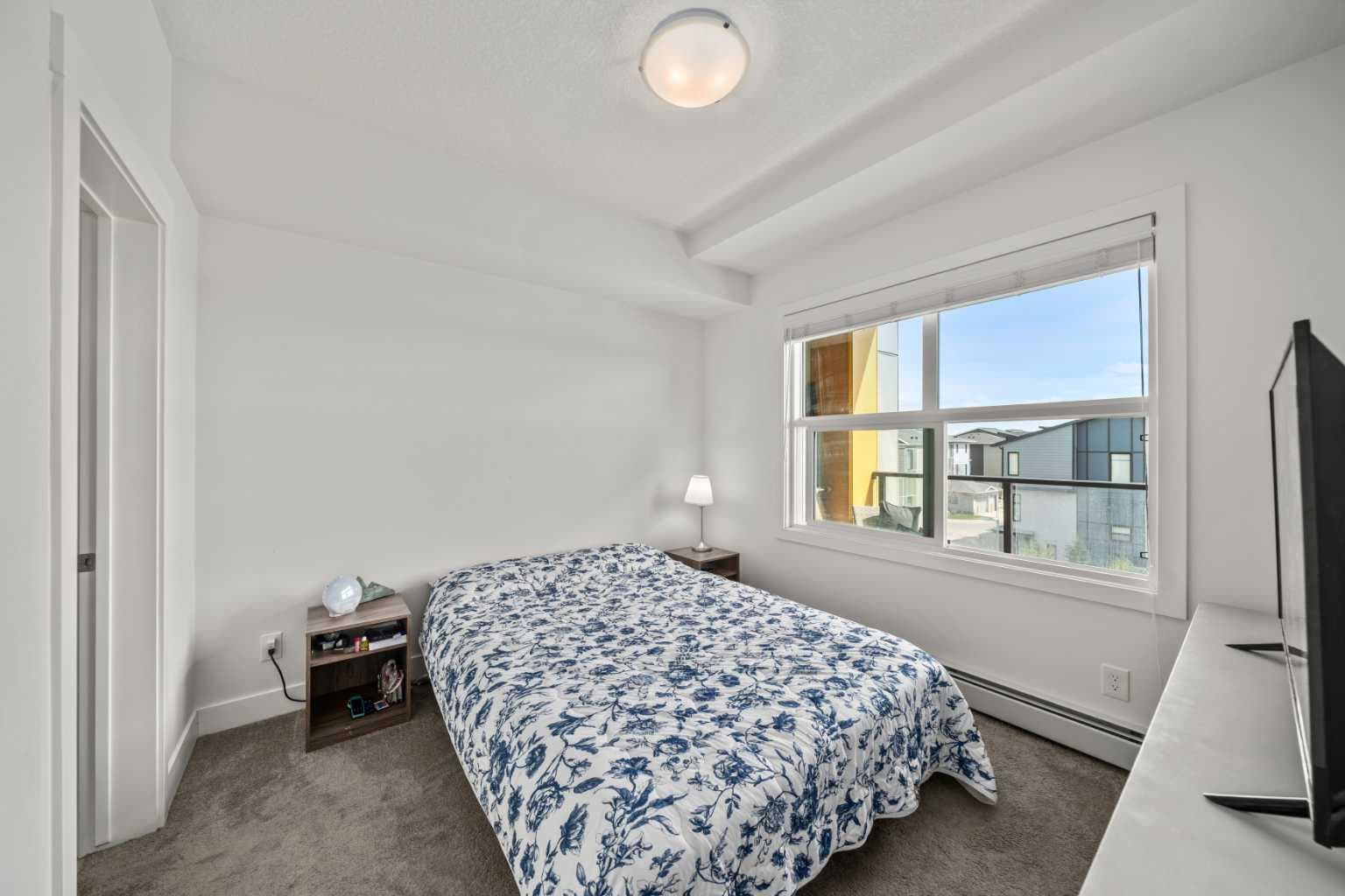 305, 19661 40 Street SE
