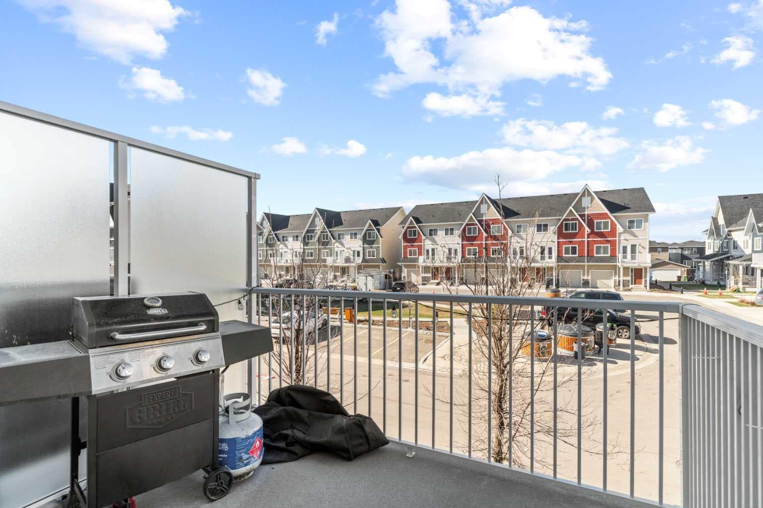 310, 32 Red Embers Parade NE