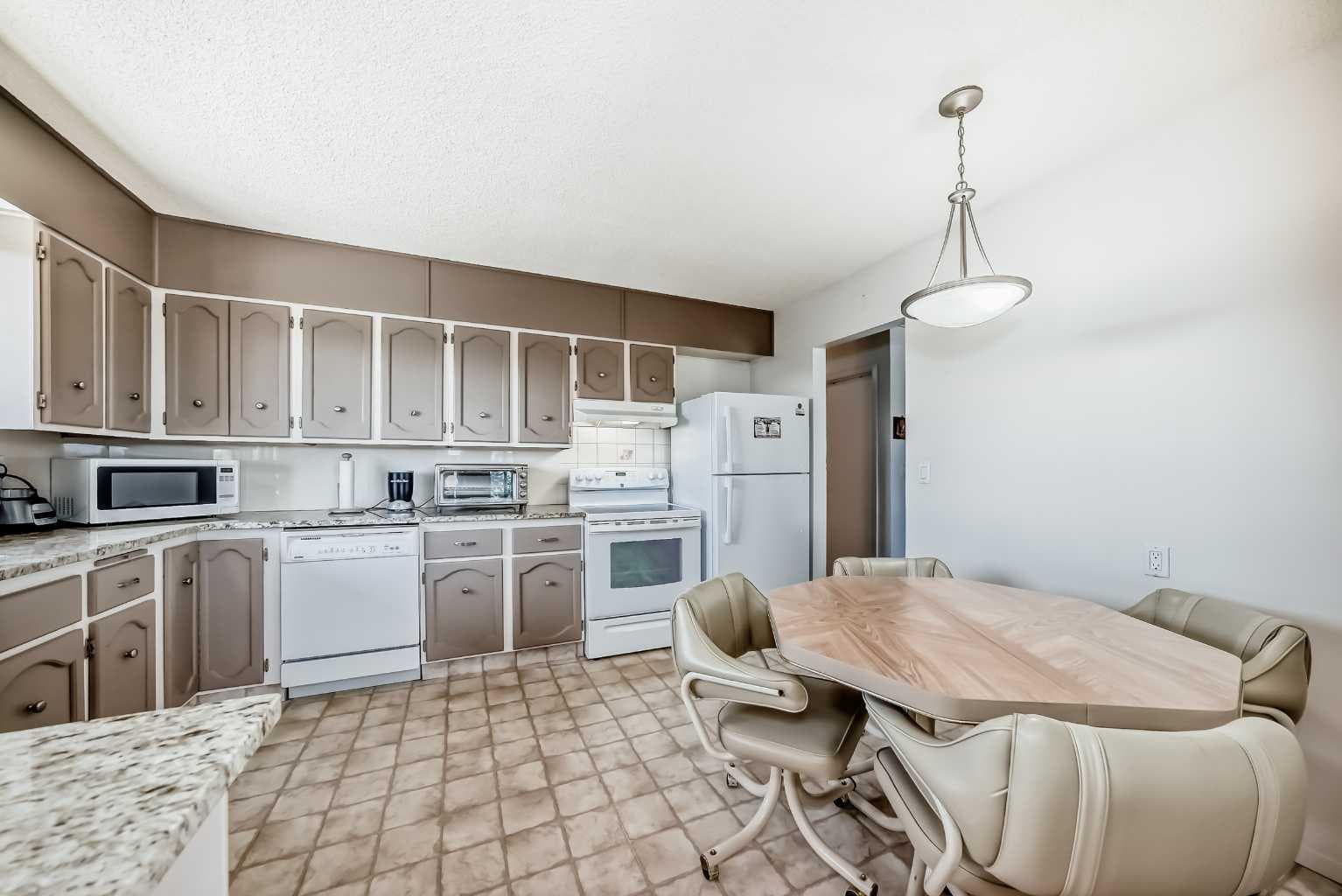 131 Ranchlands Court NW
