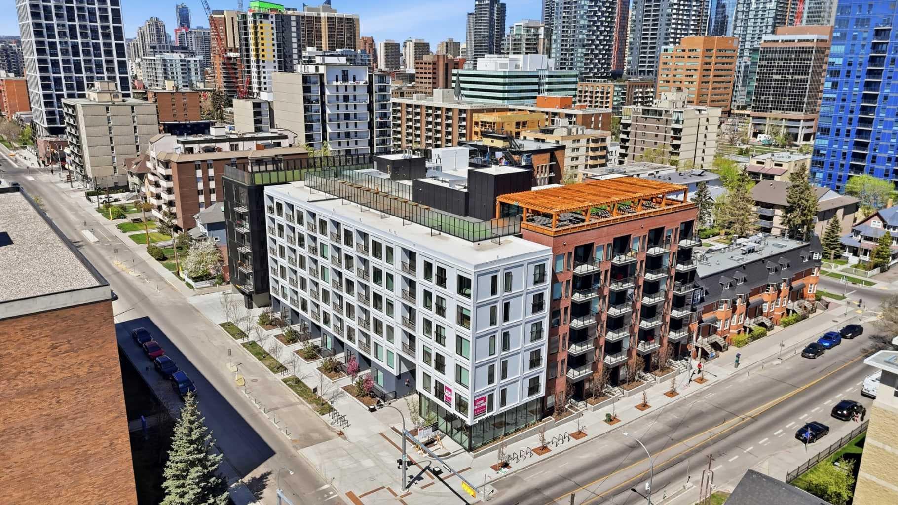 309, 310 15 Avenue SW