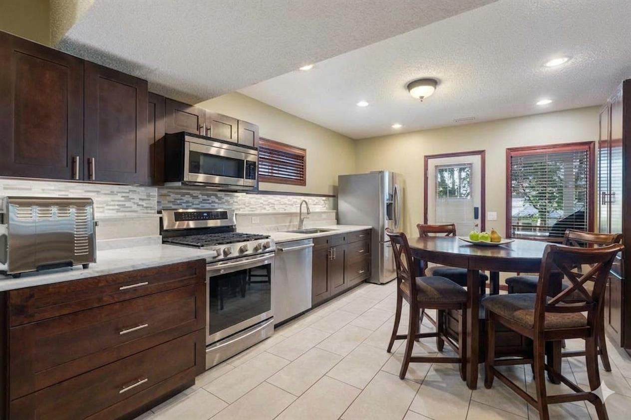 113 Sierra Vista Terrace SW