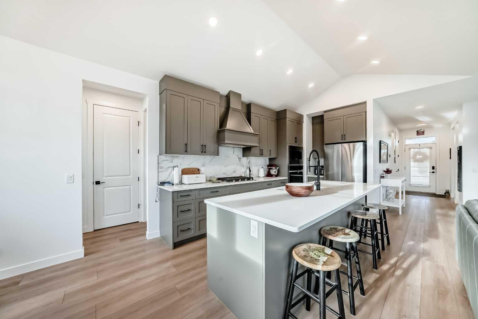 568 Grayling Bend 