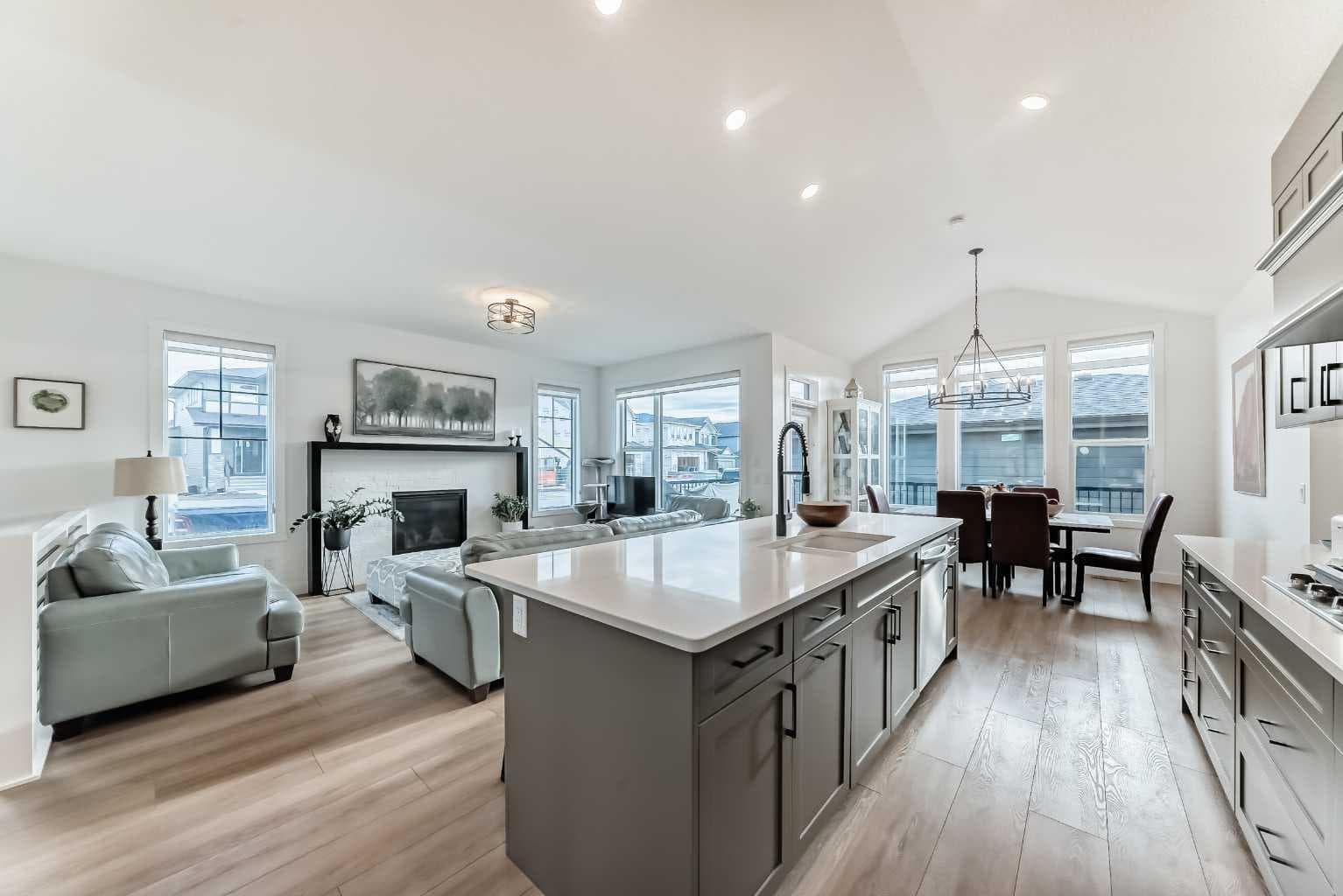 568 Grayling Bend 