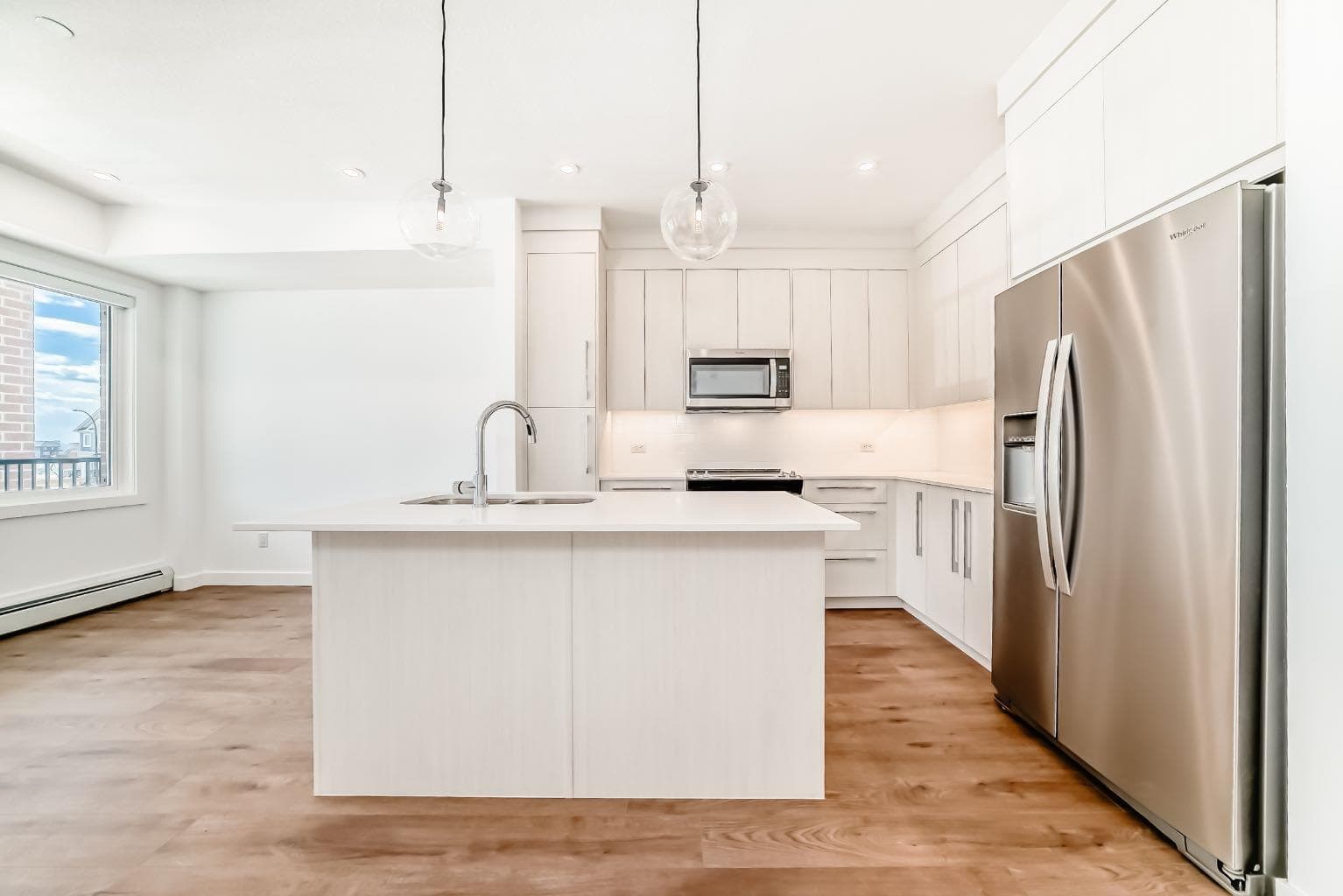 2301, 44 Skyview Parkway NE