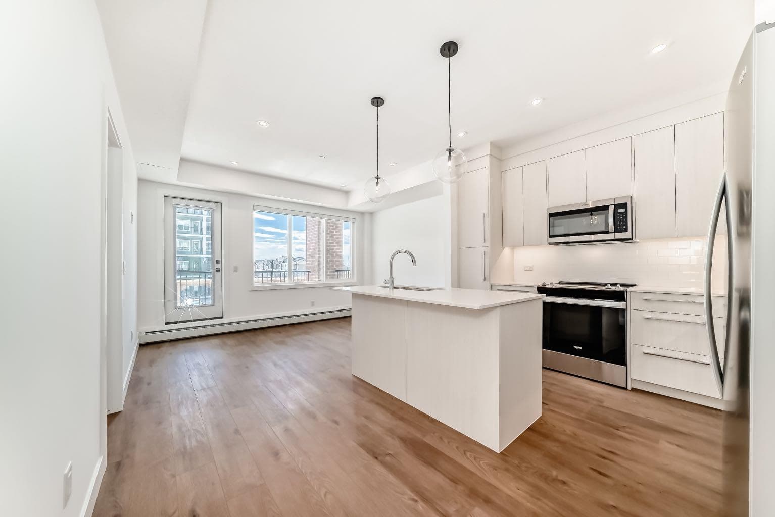 2301, 44 Skyview Parkway NE
