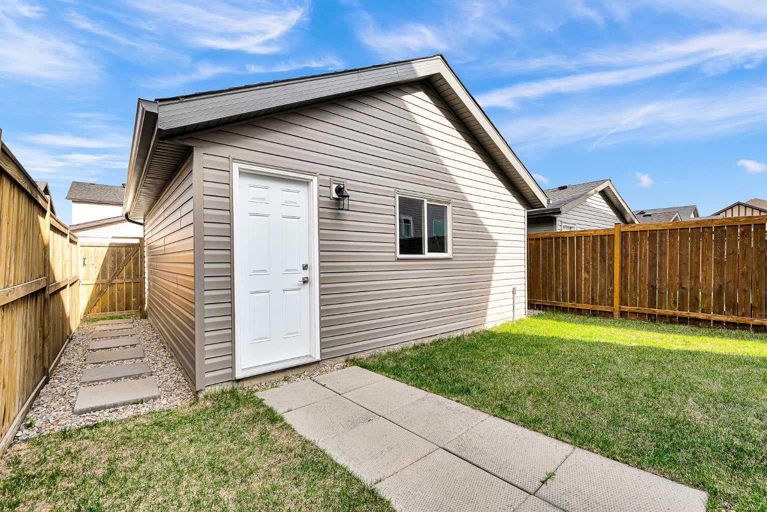 176 Skyview Point Green NE