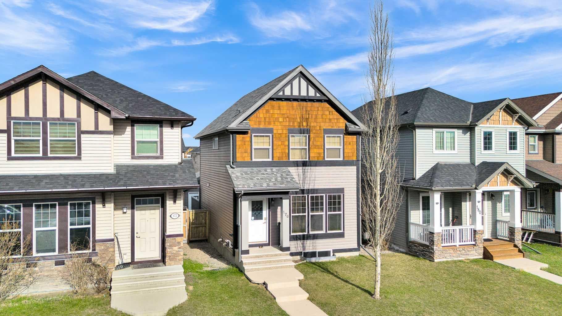 176 Skyview Point Green NE