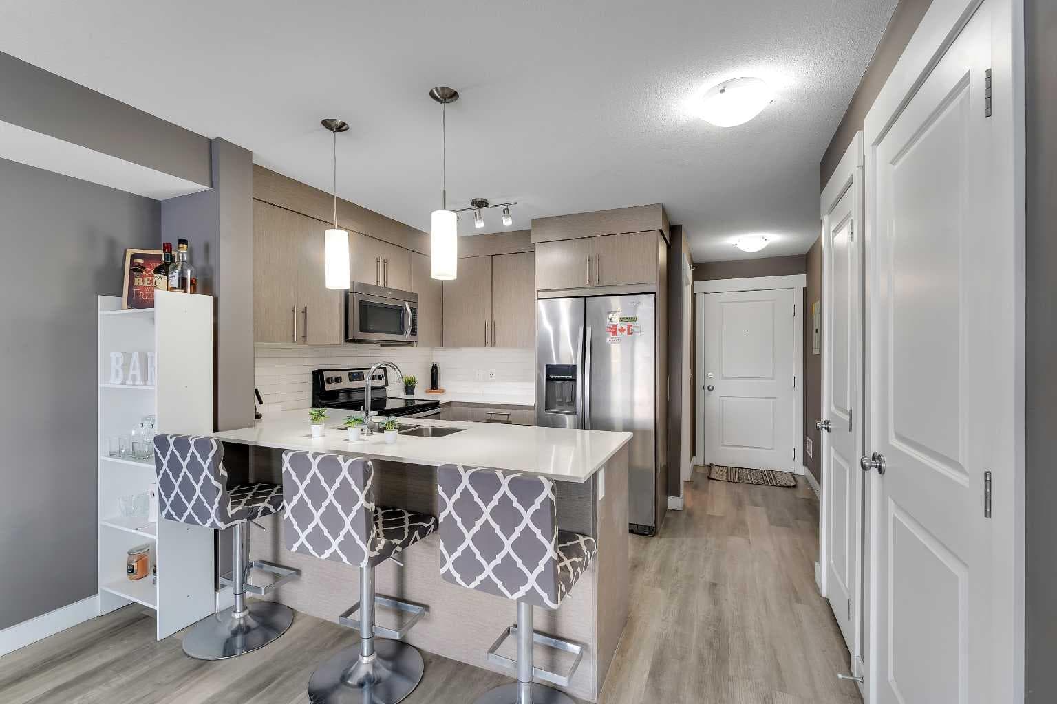 6412, 302 Skyview Ranch Drive NE