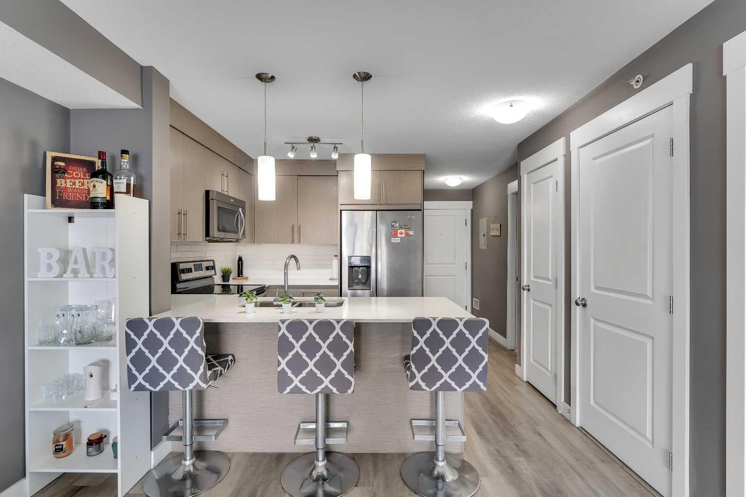 6412, 302 Skyview Ranch Drive NE
