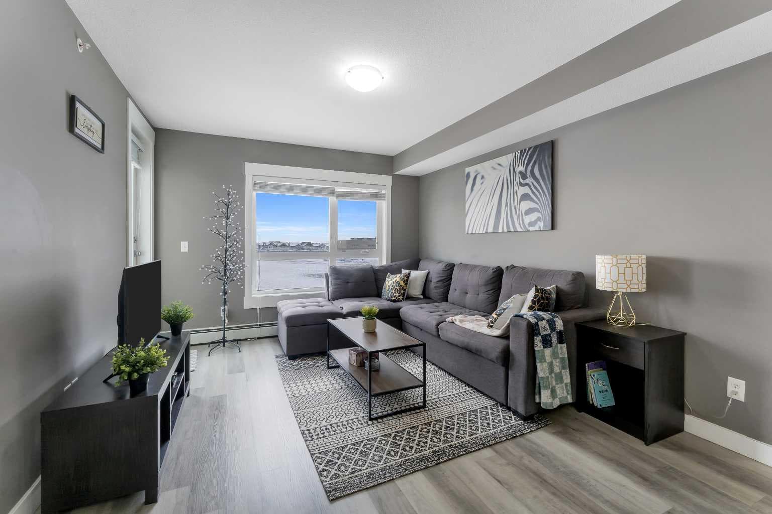 6412, 302 Skyview Ranch Drive NE