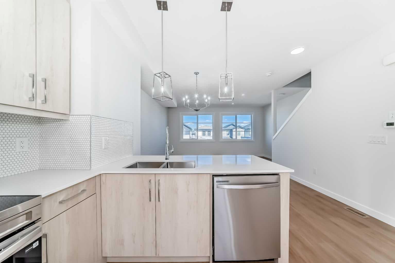 21 Cornergate Place NE