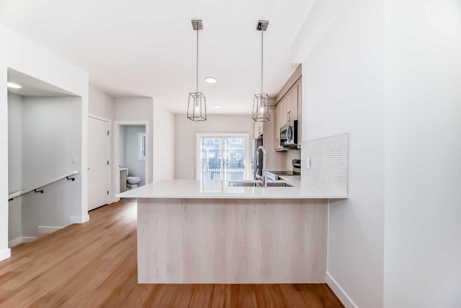 21 Cornergate Place NE