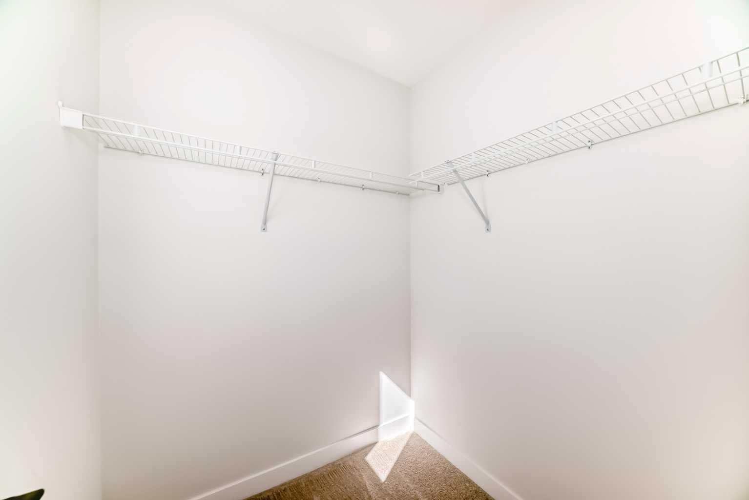 21 Cornergate Place NE