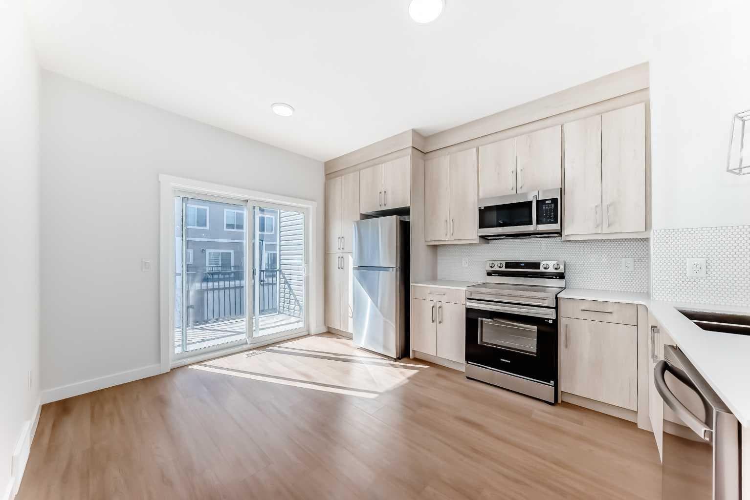 21 Cornergate Place NE