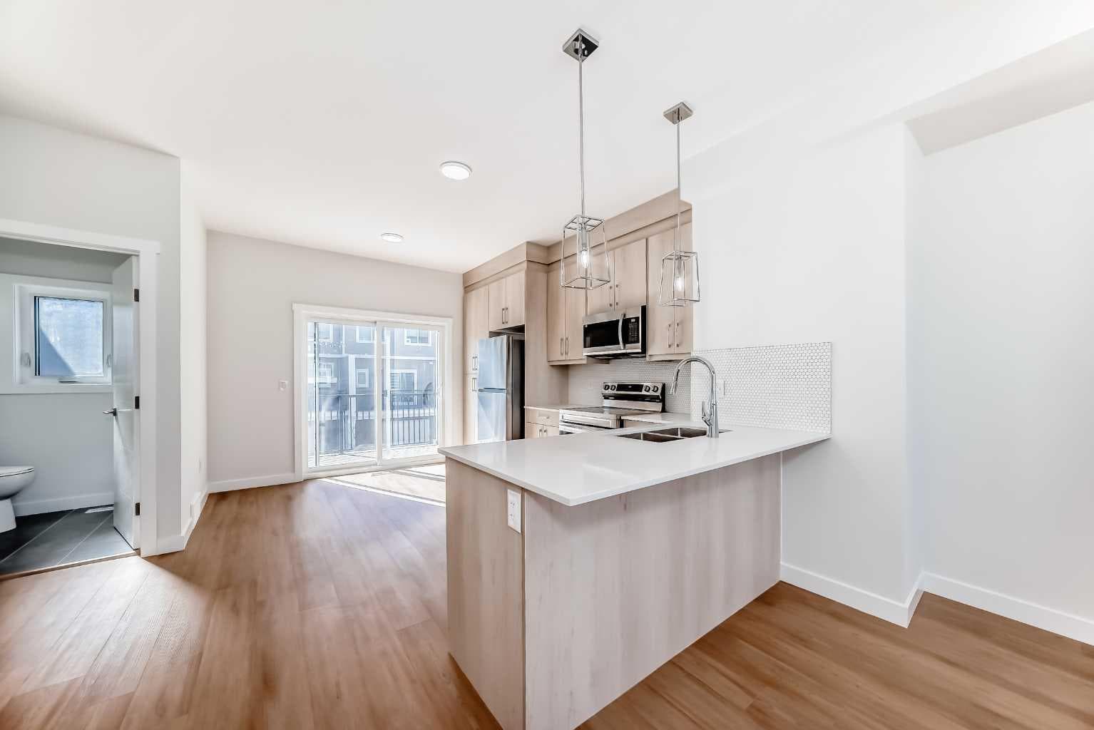 21 Cornergate Place NE