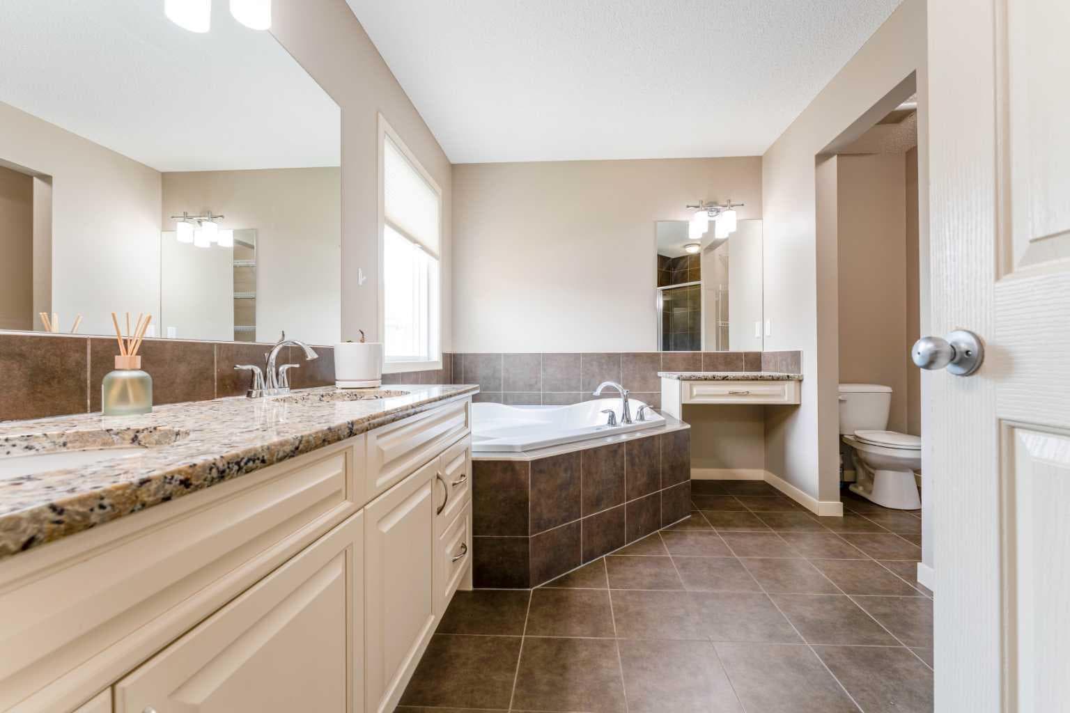 292 Auburn Bay Drive SE