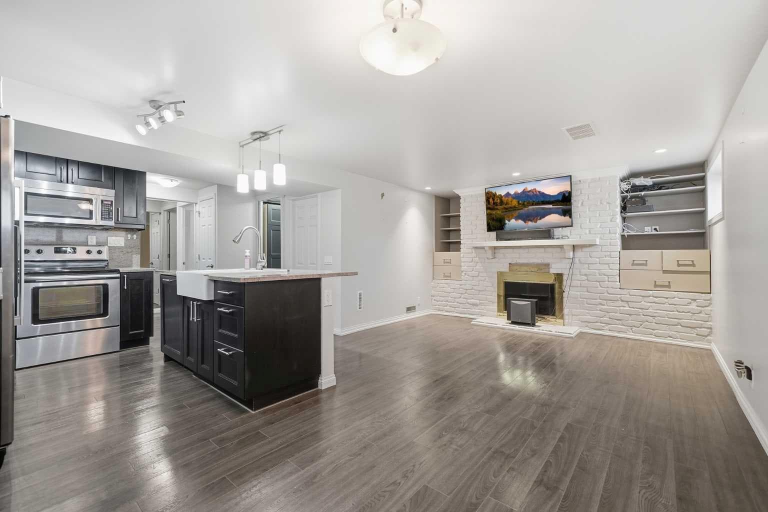 95 Summerwood Road 