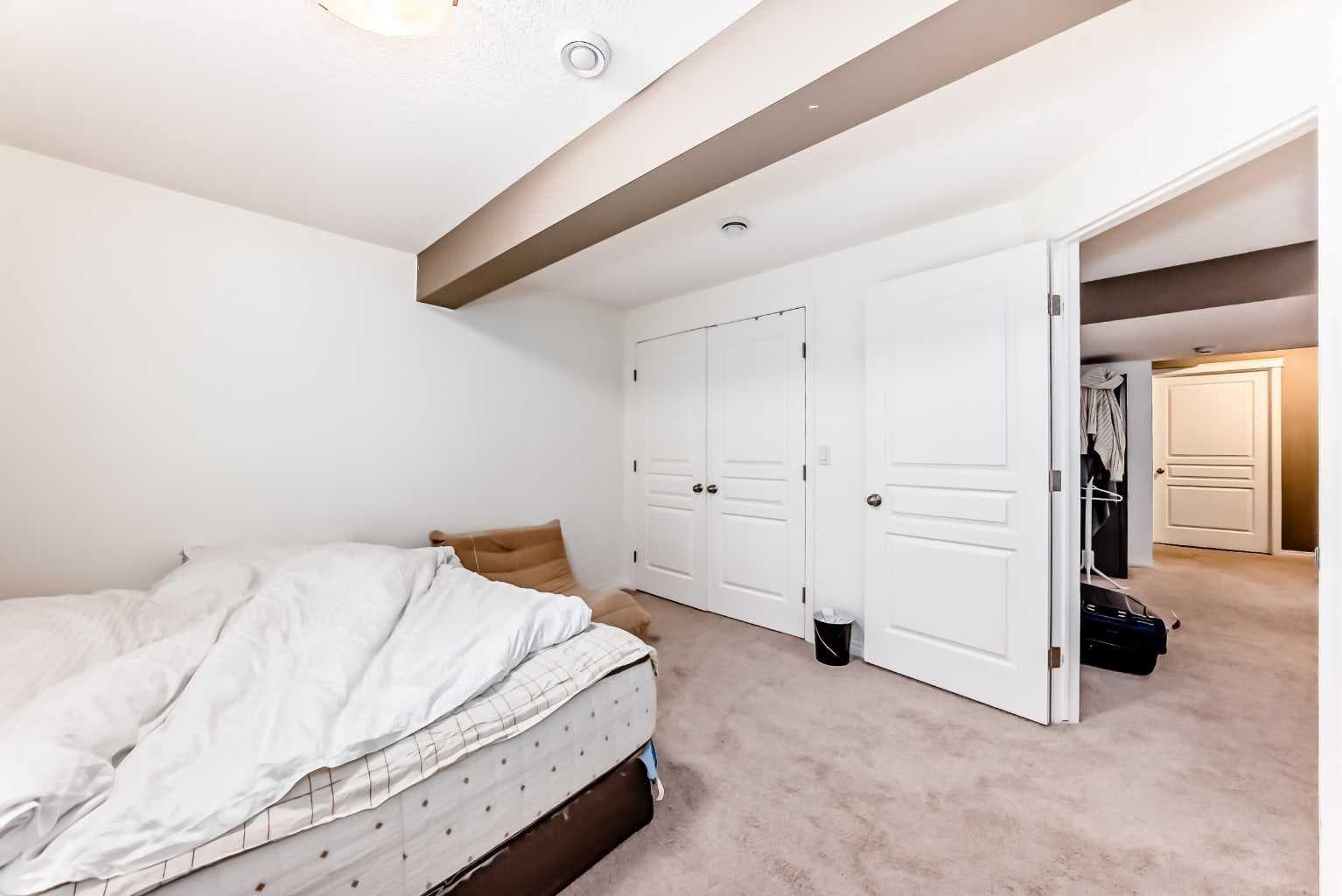 225 Kincora Heights NW