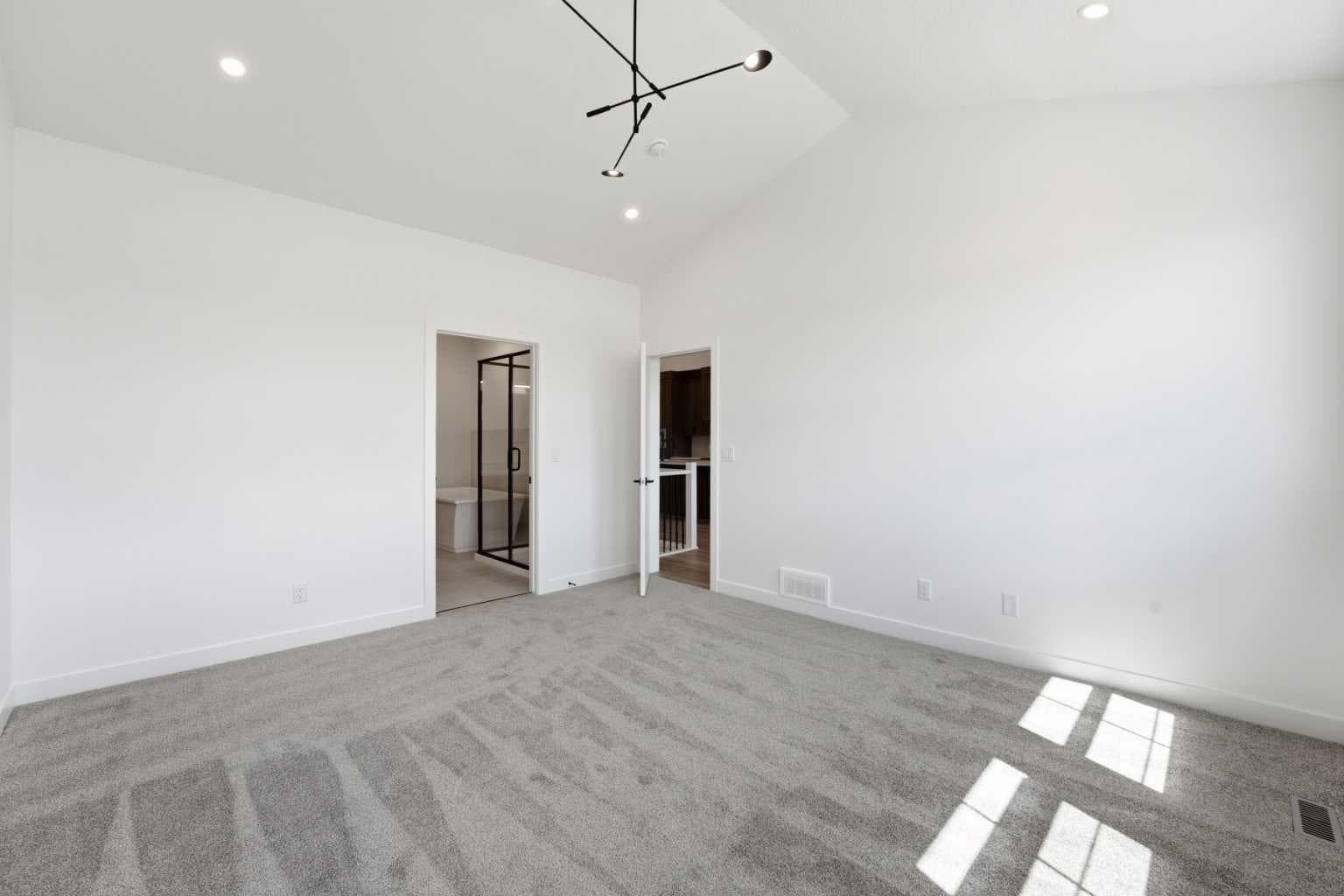1600, 15 Coopersfield Link SW