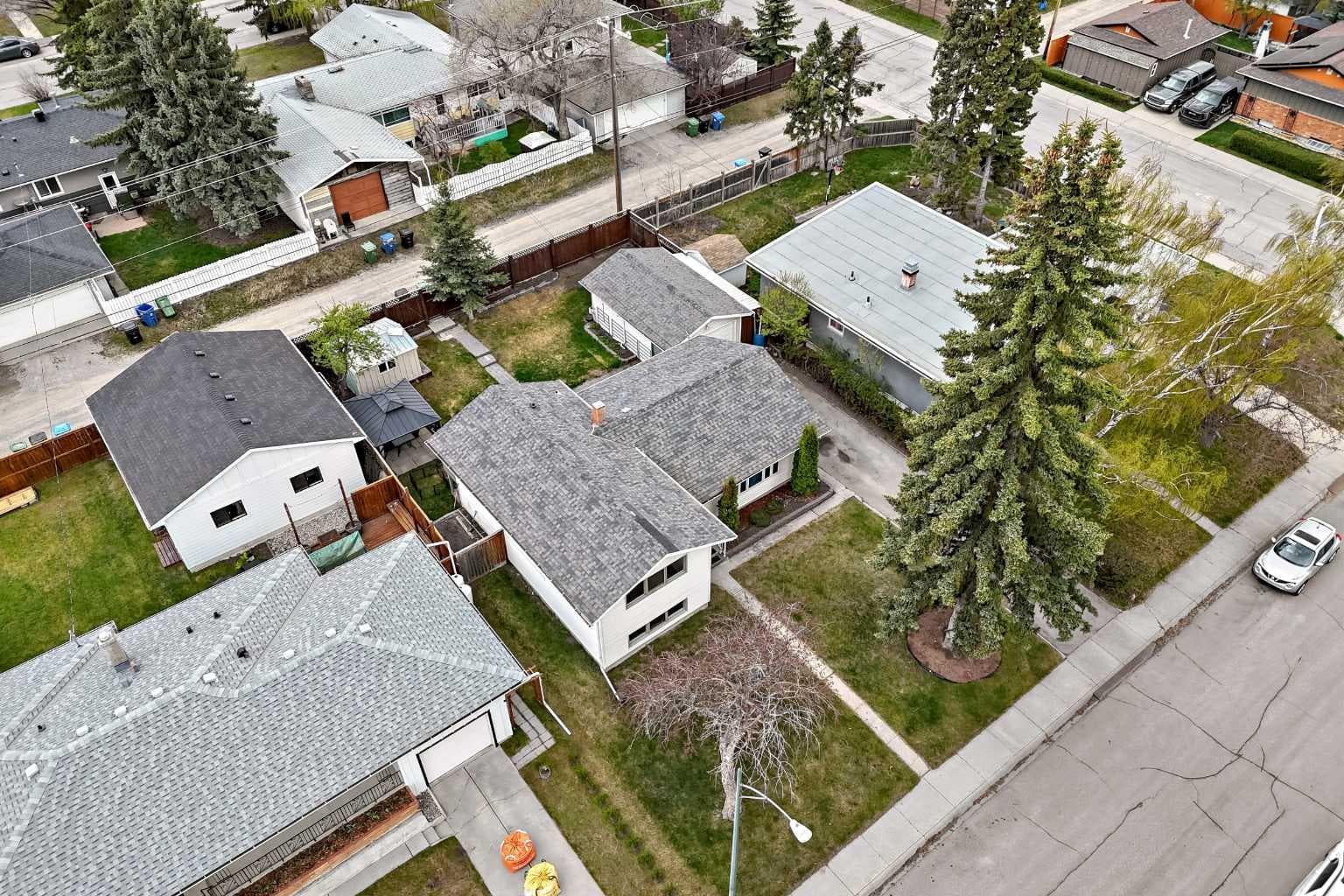 4039 5 Avenue SW