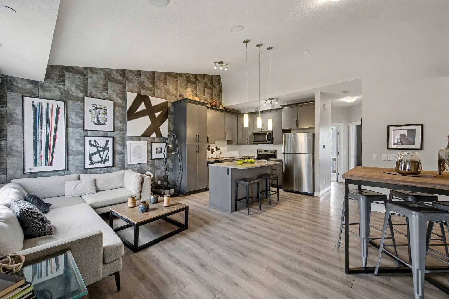117 Livingston Common NE