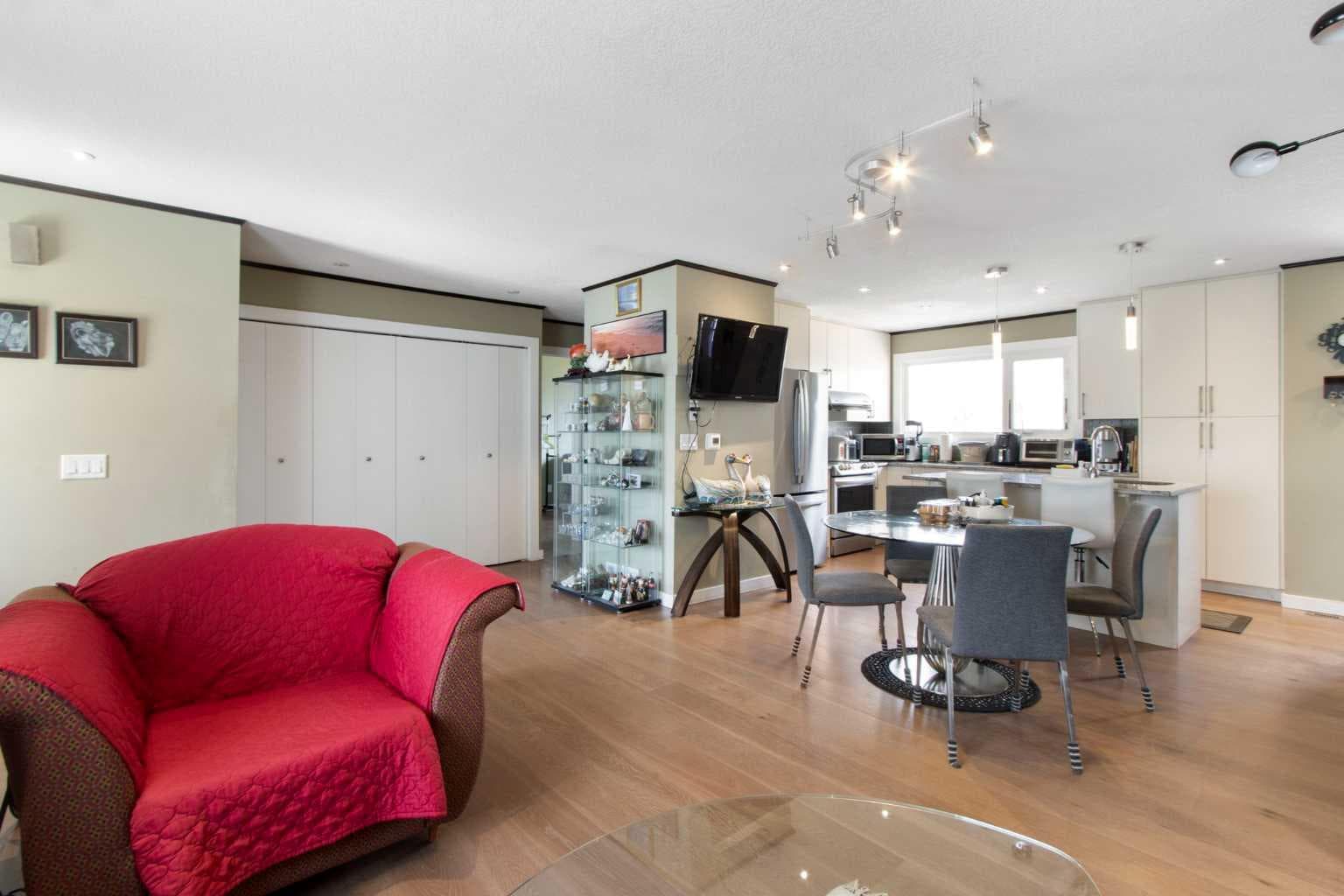 124 Maitland Drive NE