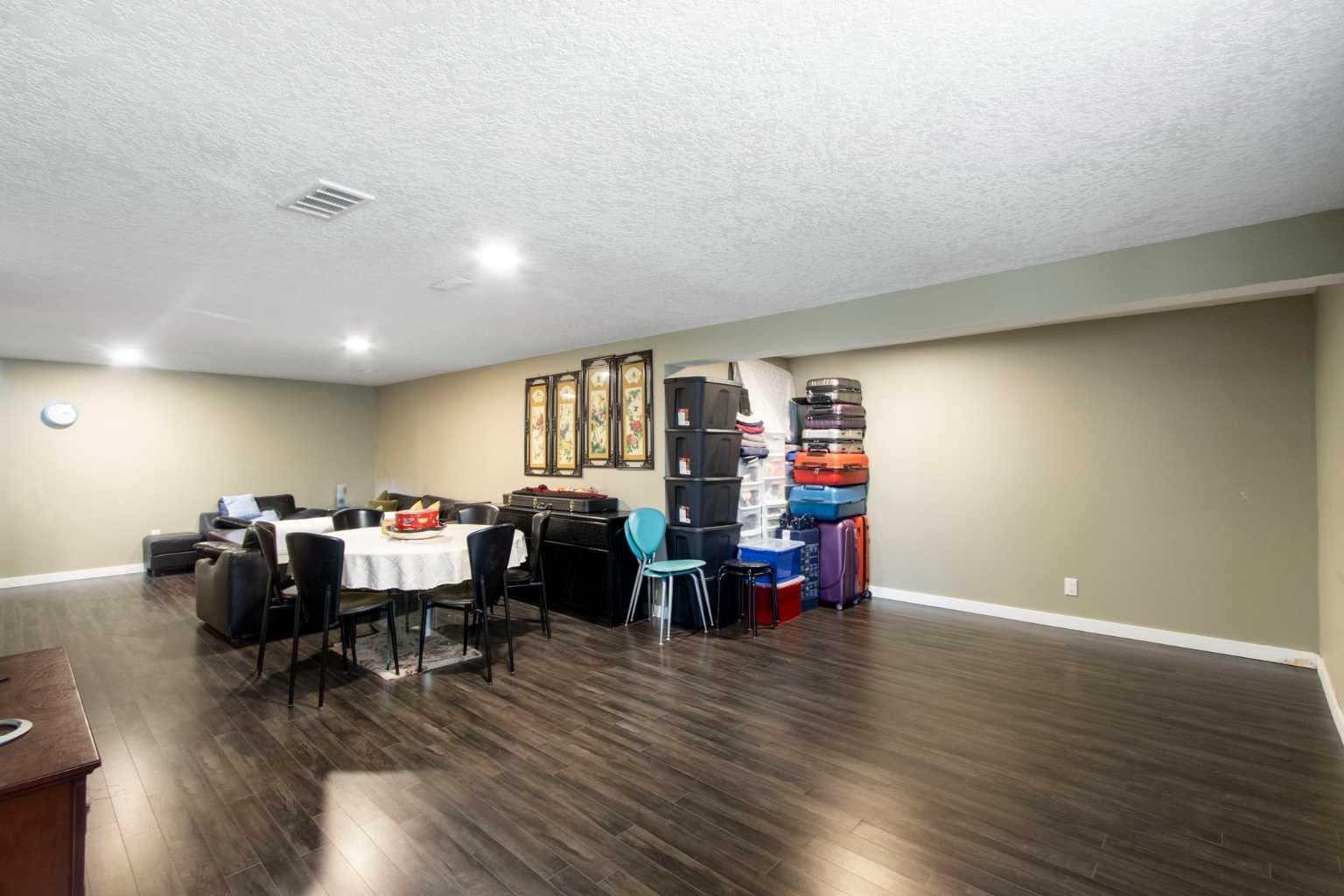 124 Maitland Drive NE