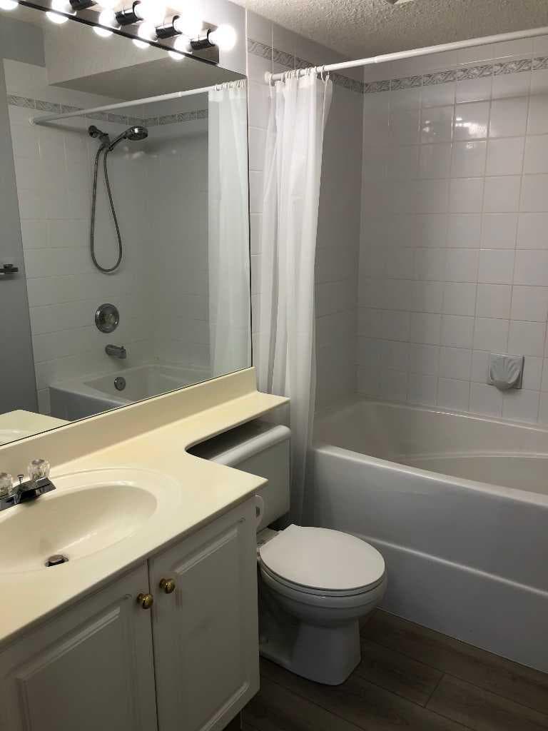 1104, 11 Chaparral Ridge Drive SE