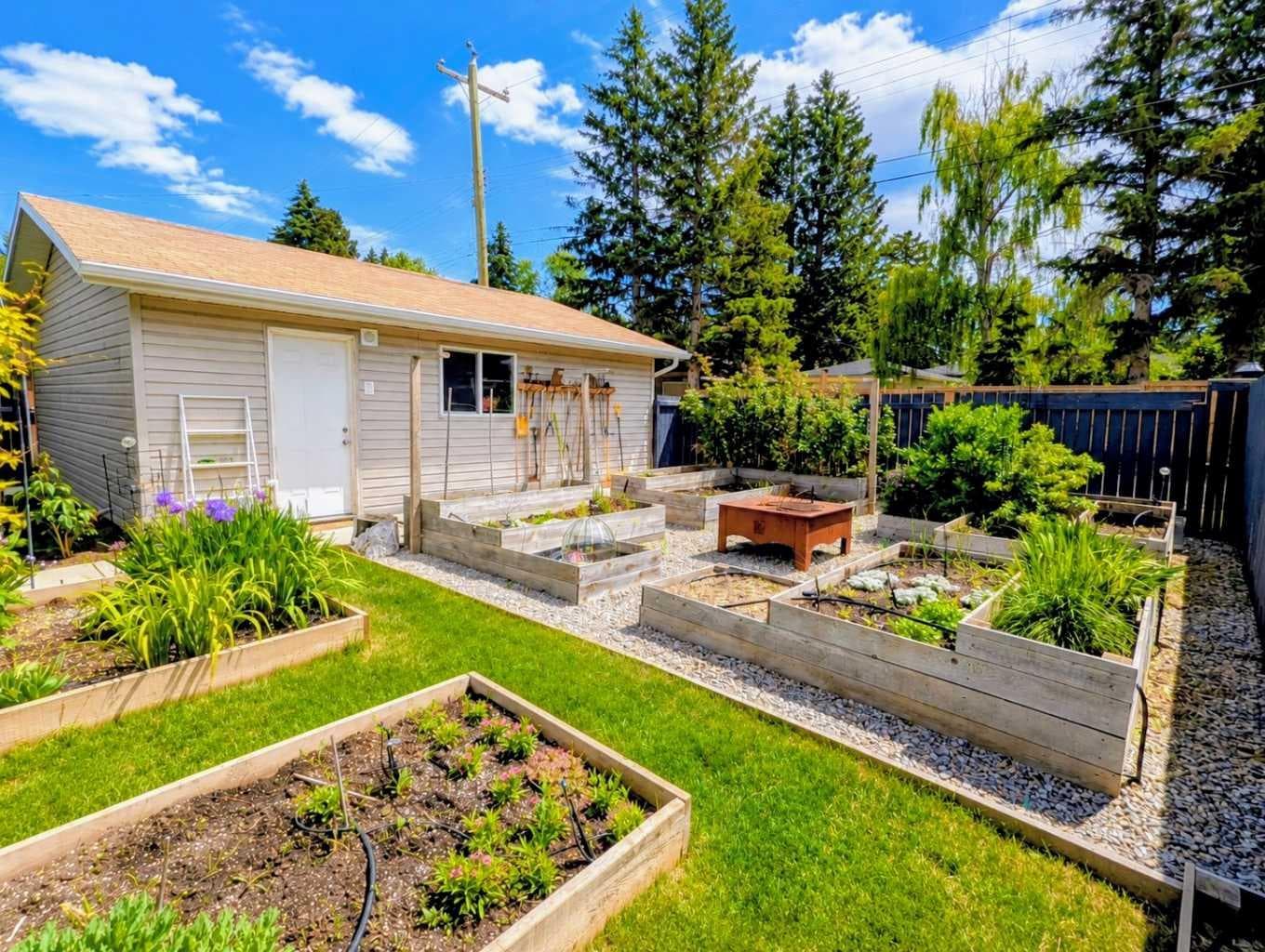 95 Hillgrove Crescent SW