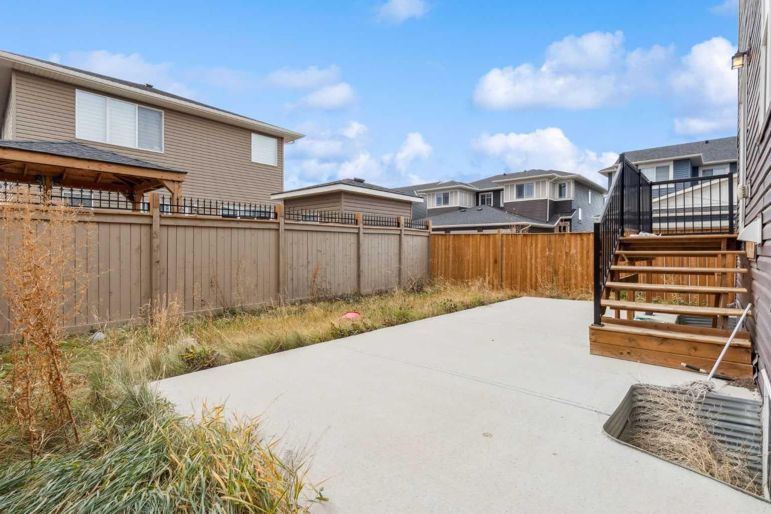 118 Saddlestone Park NE