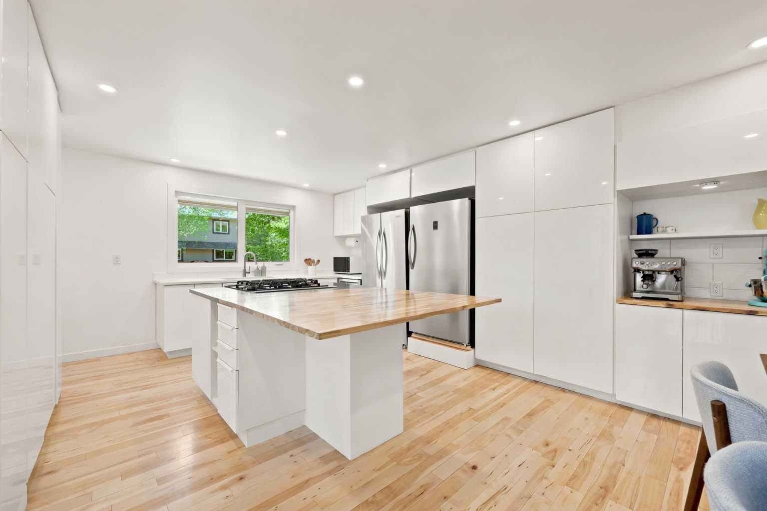 68, 27 Silver Springs Drive NW