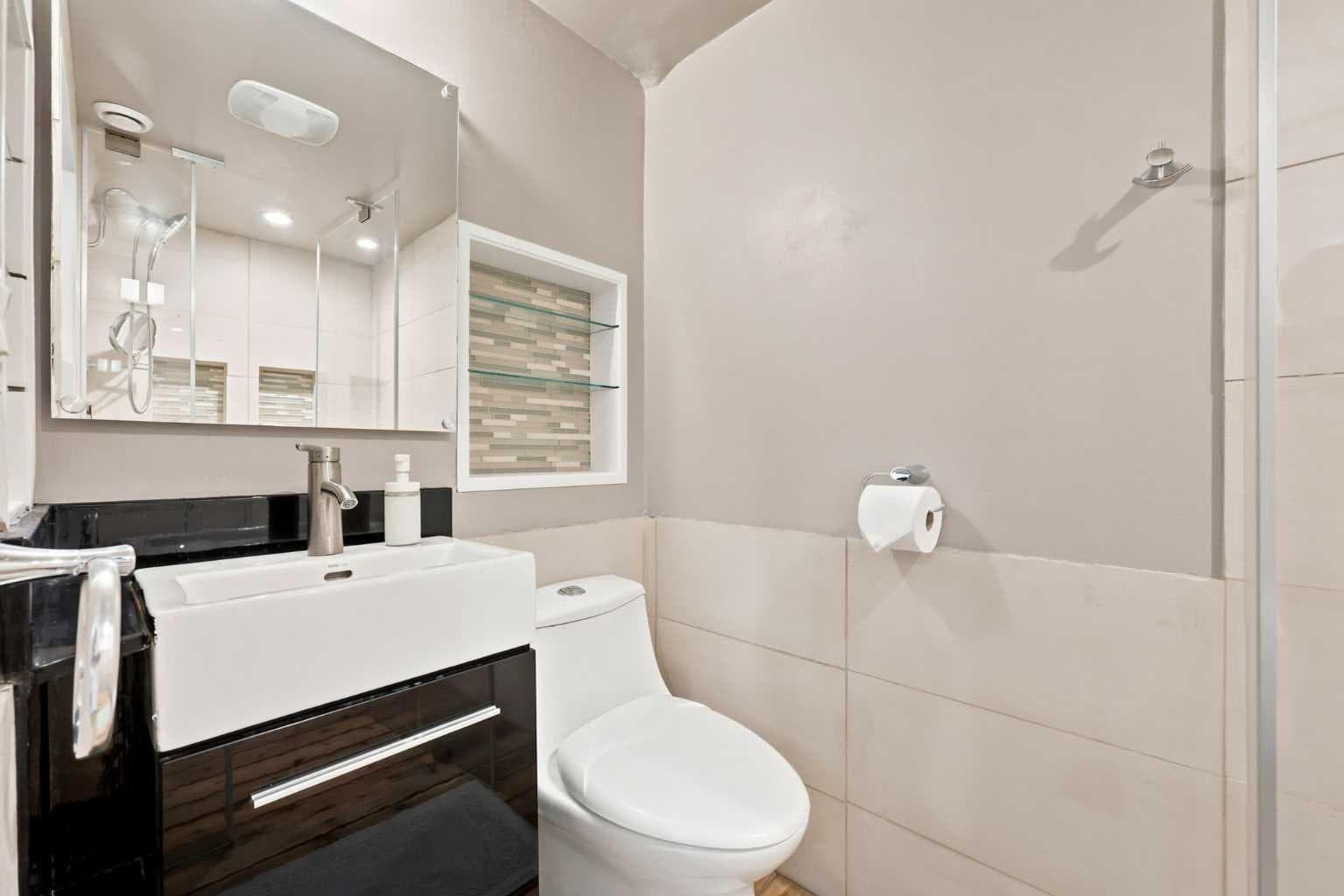 68, 27 Silver Springs Drive NW