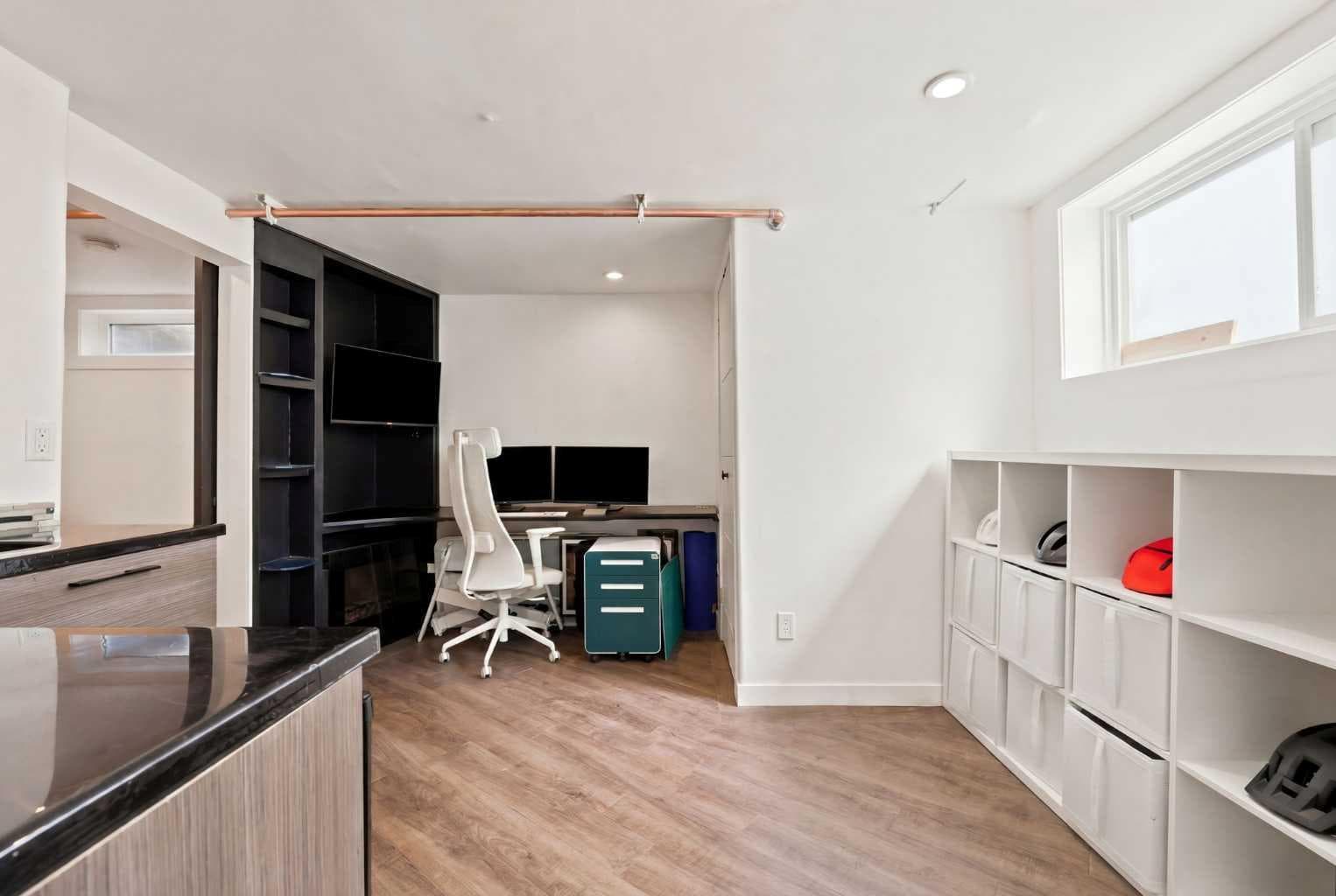 68, 27 Silver Springs Drive NW