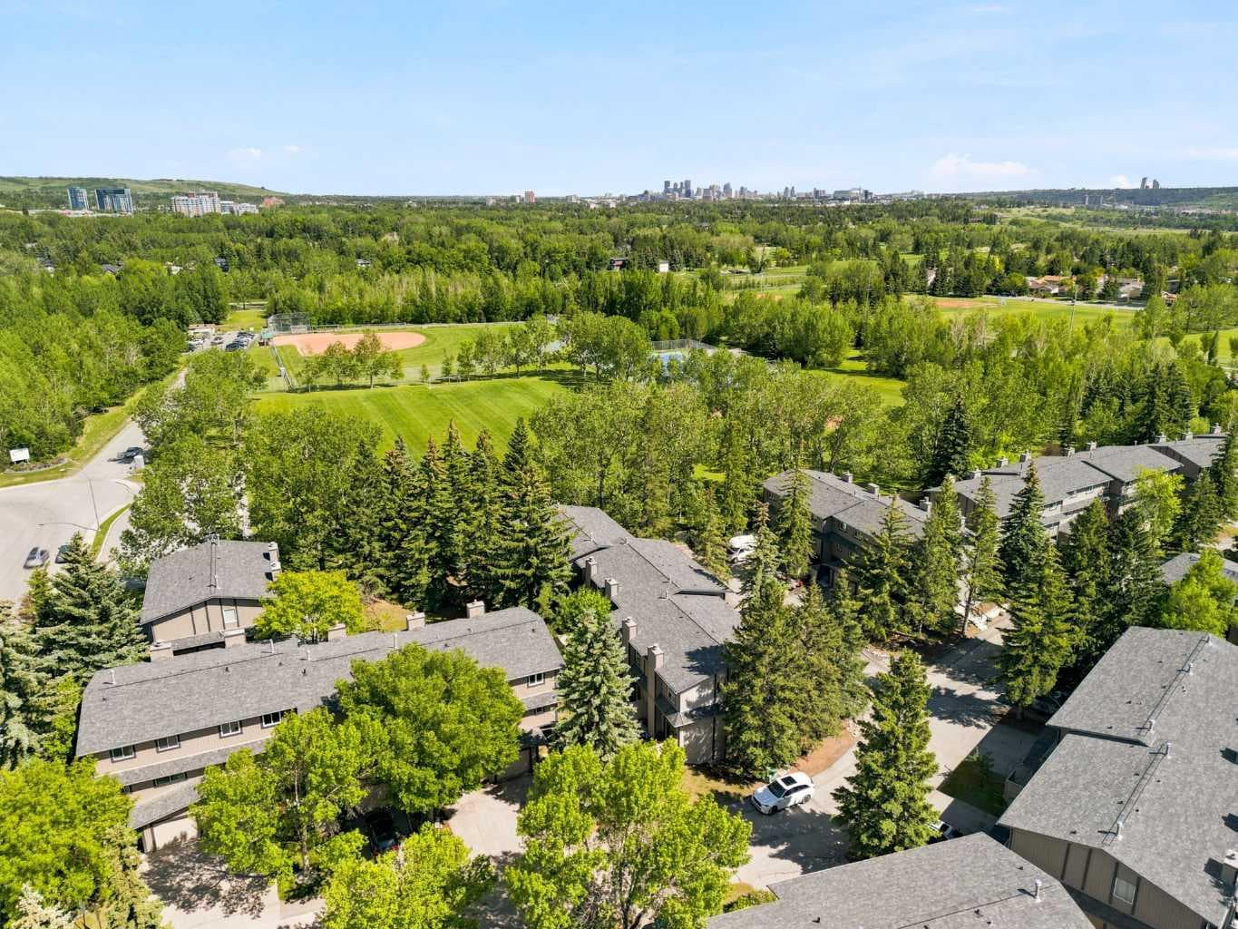 68, 27 Silver Springs Drive NW