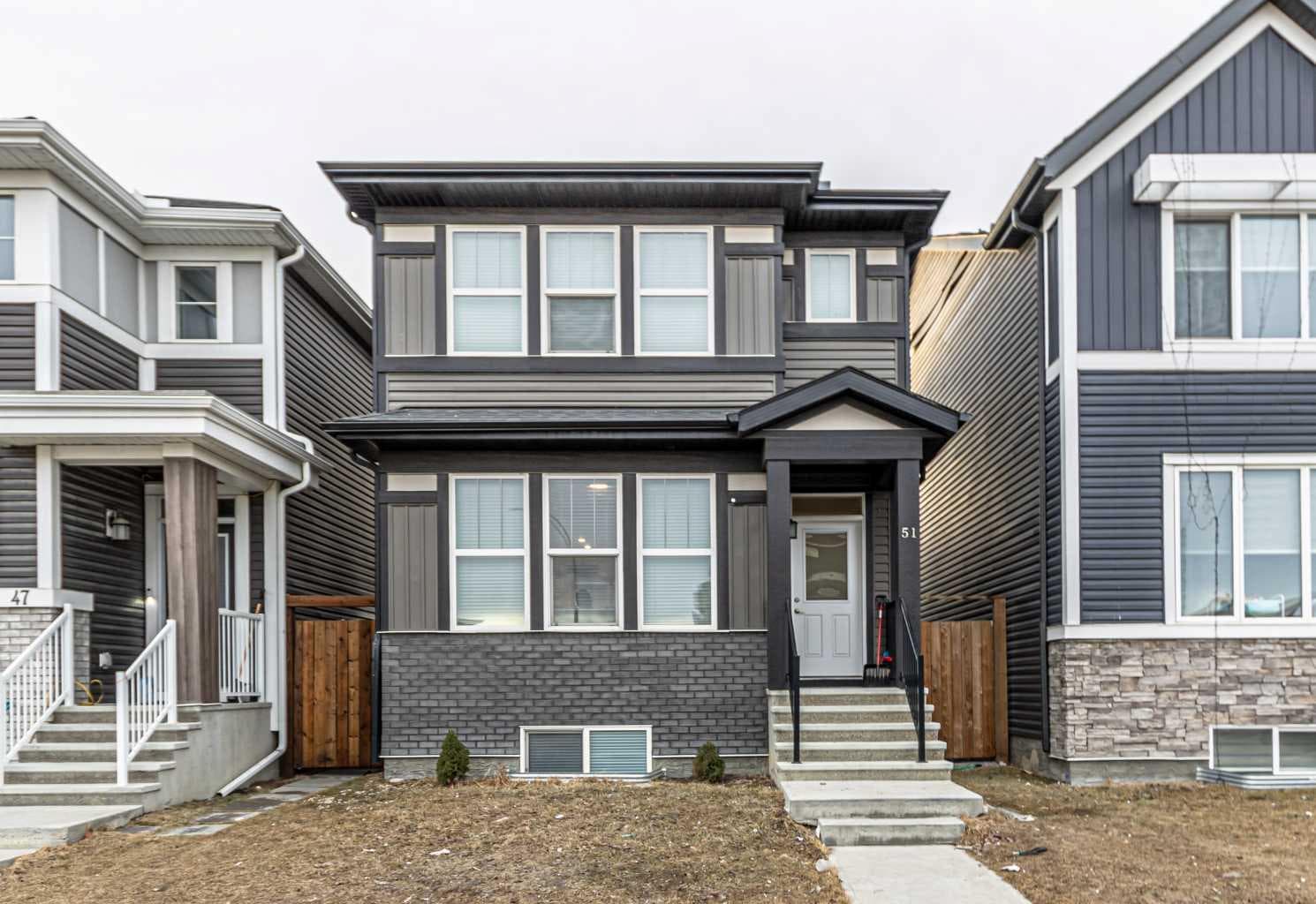 51 corner meadows Villas NE