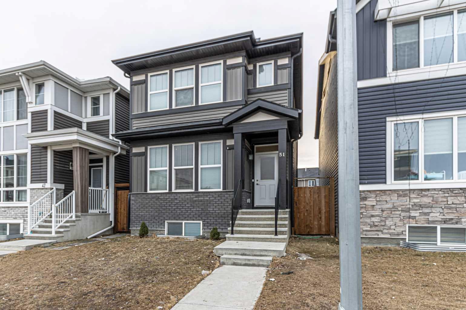 51 corner meadows Villas NE