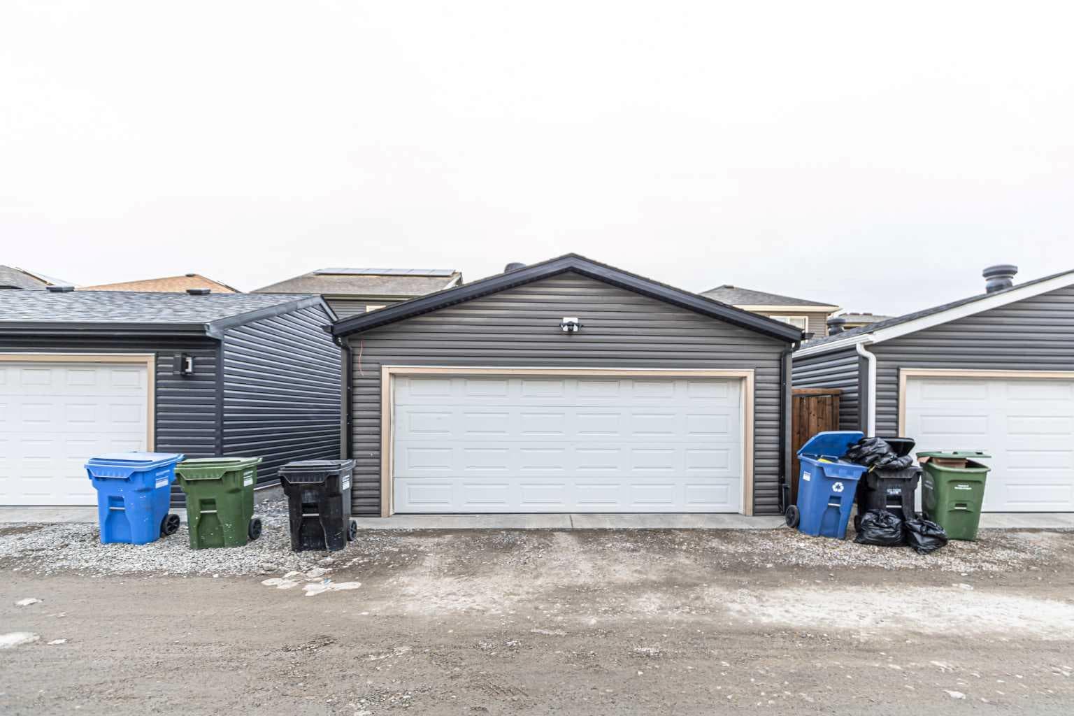 51 corner meadows Villas NE