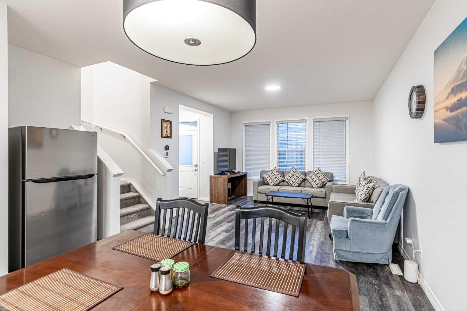 51 corner meadows Villas NE