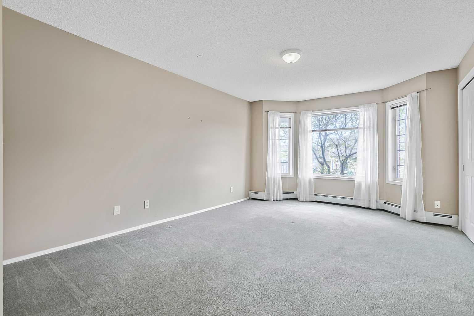 2206, 2206 Sienna Park Green SW
