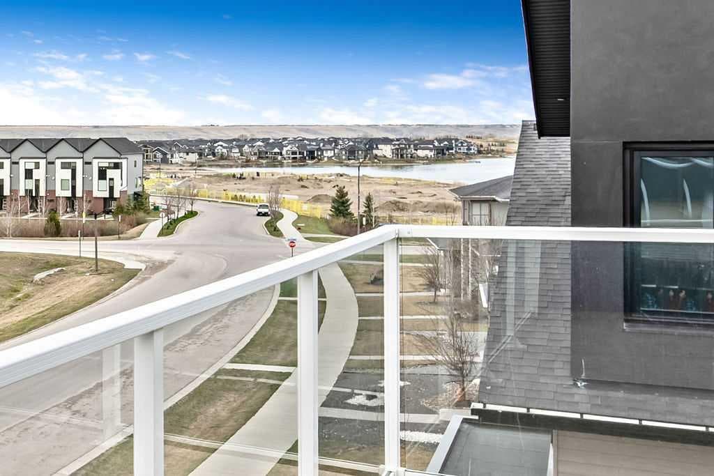 125 South Harmony Drive 