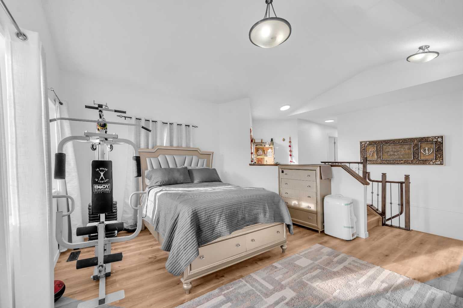 300 Taracove Estate Drive NE