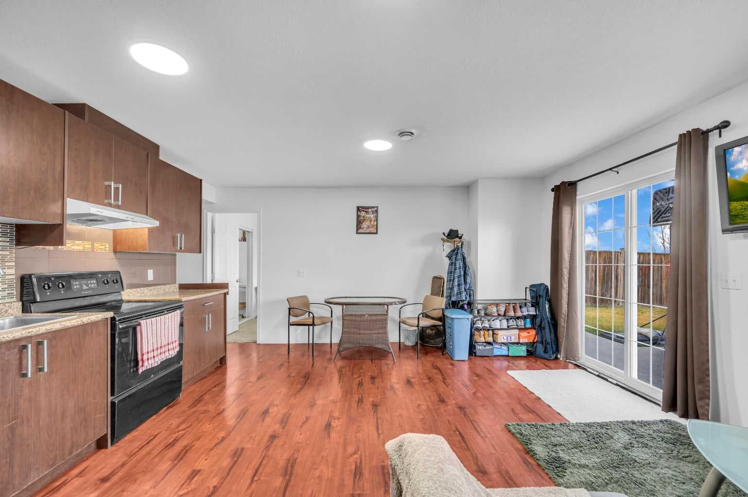 300 Taracove Estate Drive NE