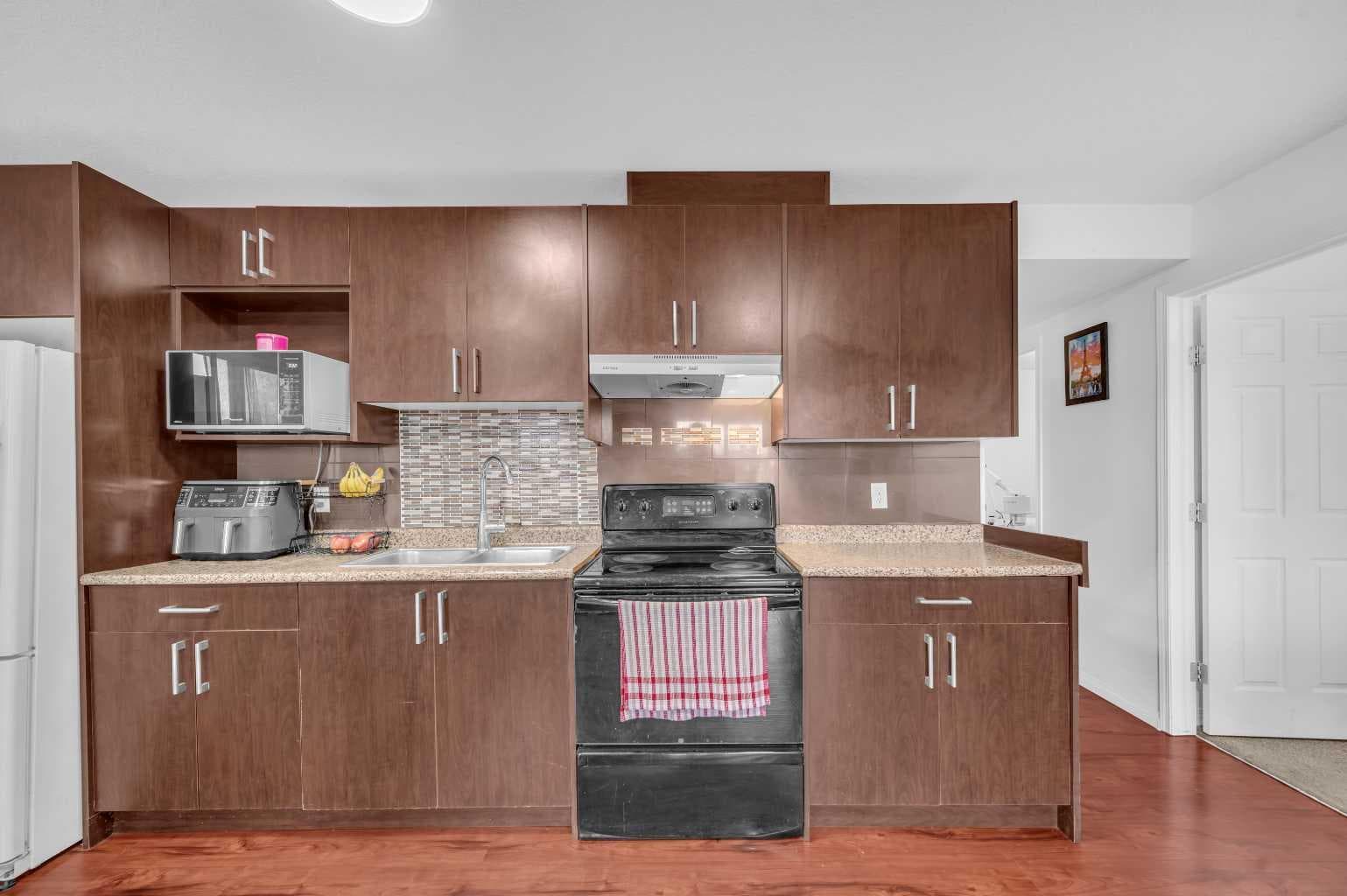 300 Taracove Estate Drive NE