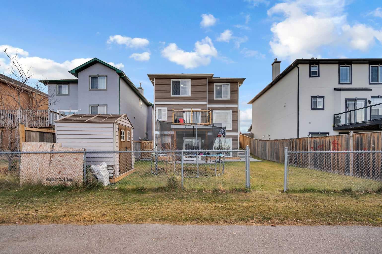 300 Taracove Estate Drive NE