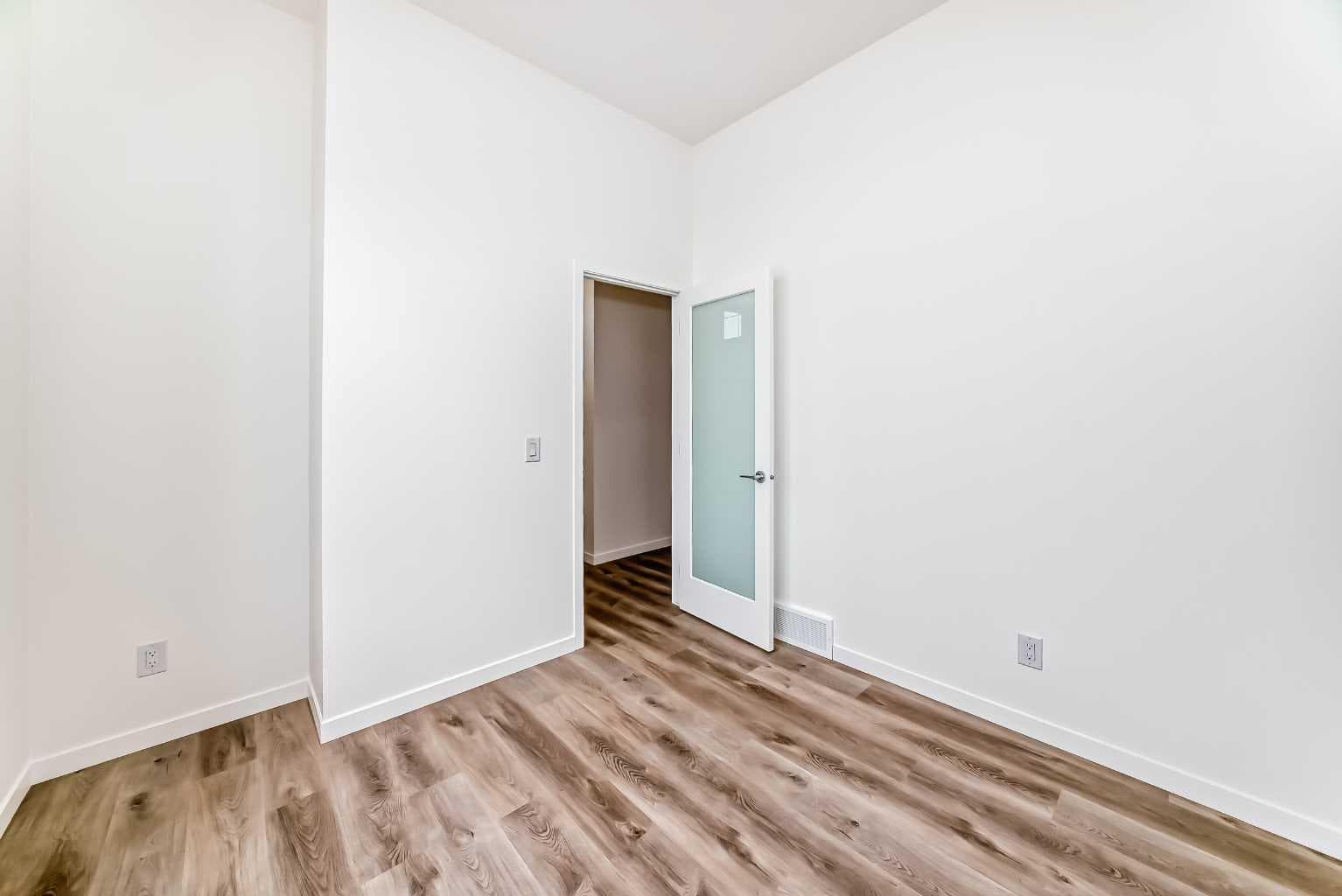 36 Mercado Road SE