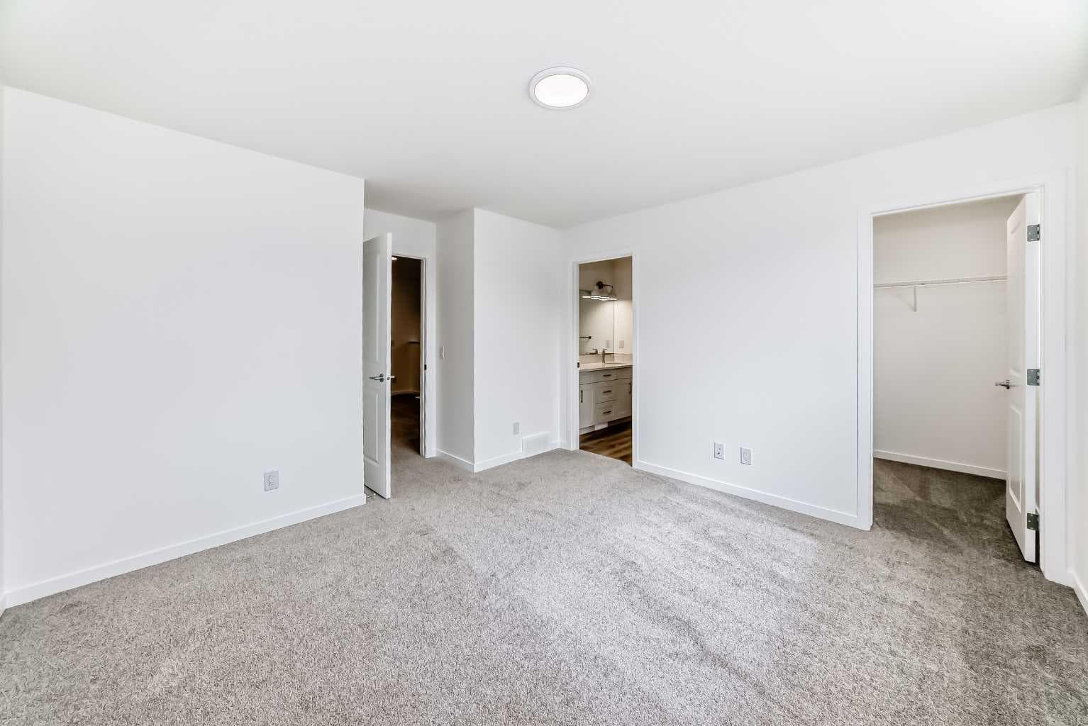 36 Mercado Road SE