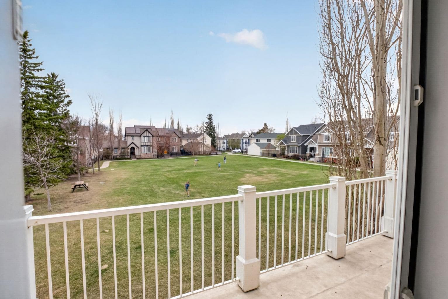 24 Ypres Mews SW