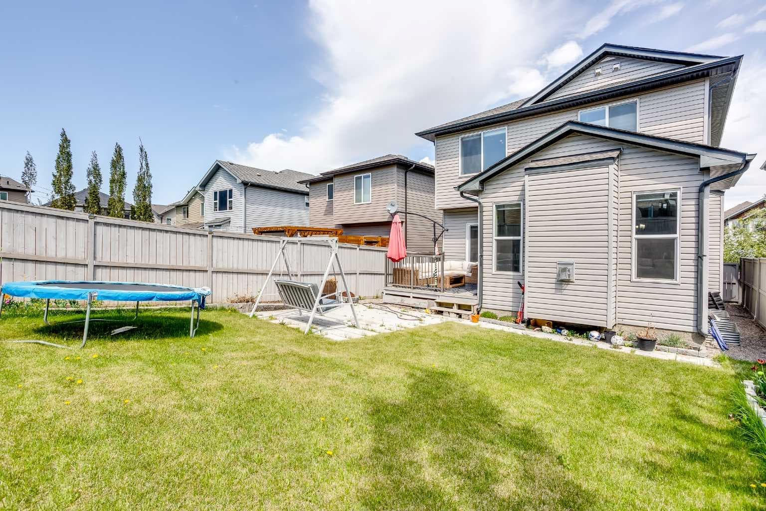 342 Hillcrest Circle SW